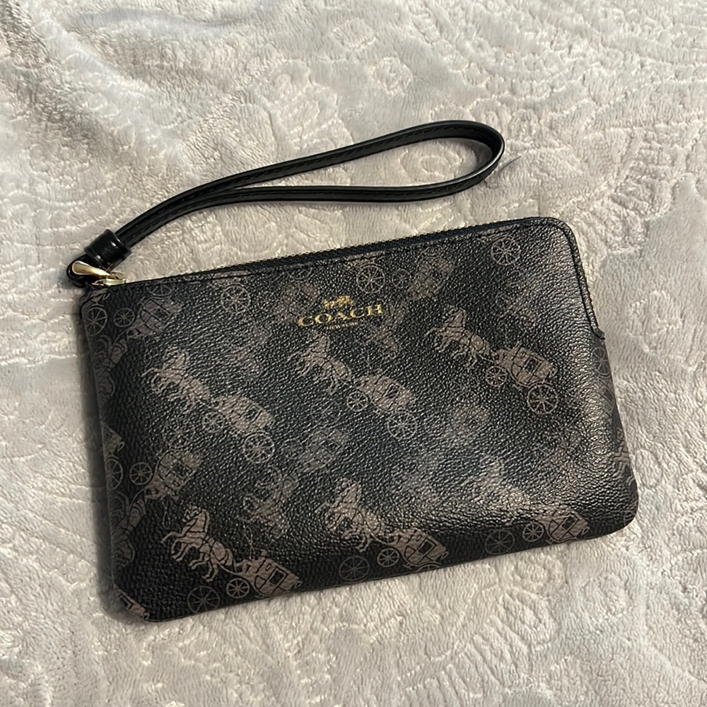 Classic Coach wristlet